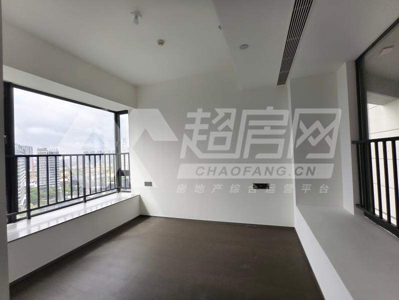 华侨城天鹅堡（二期）二手房卧室