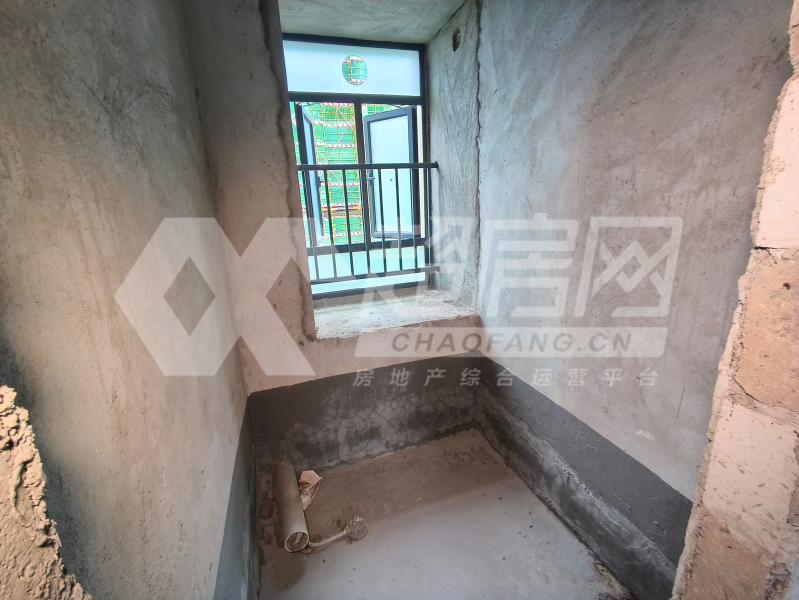 荣盛文博府二手房厨房及卫生间