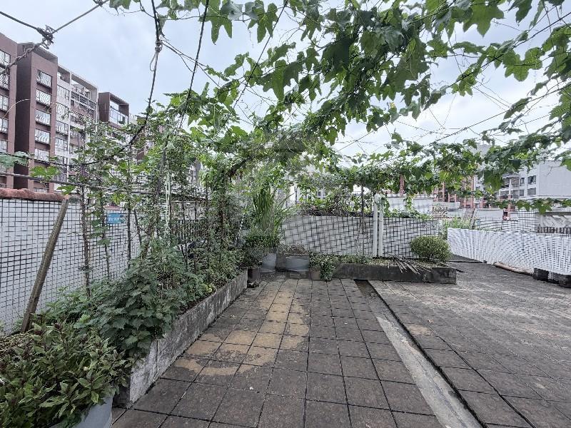金碧新城(顺)二手房露台