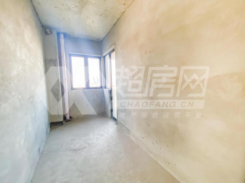 华侨城天鹅湖二手房厨房及卫生间