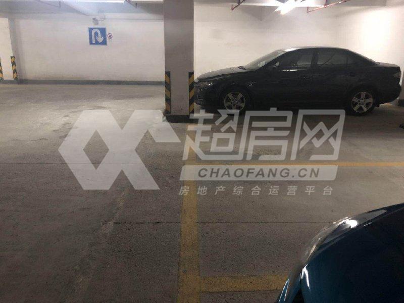 尚湖湾二手房卧室