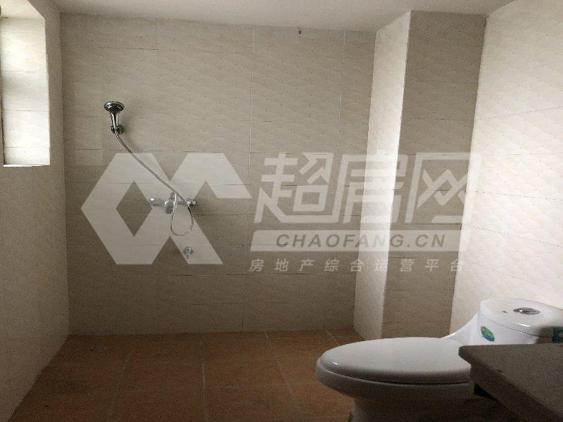 瀚苑二手房厨房及卫生间