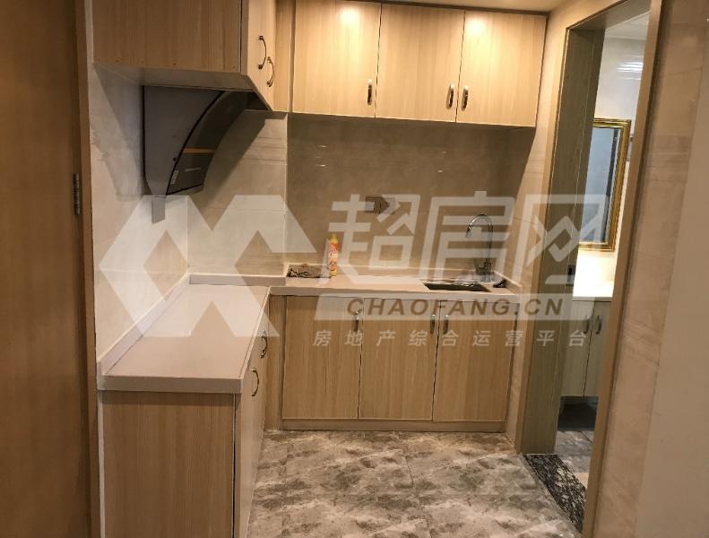 龙成国际二手房卧室