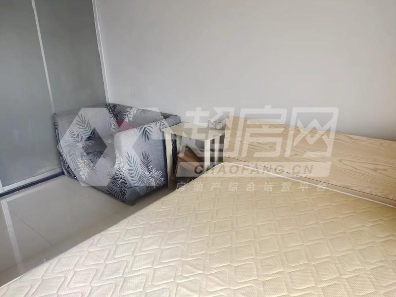 柏涛湾二手房客厅