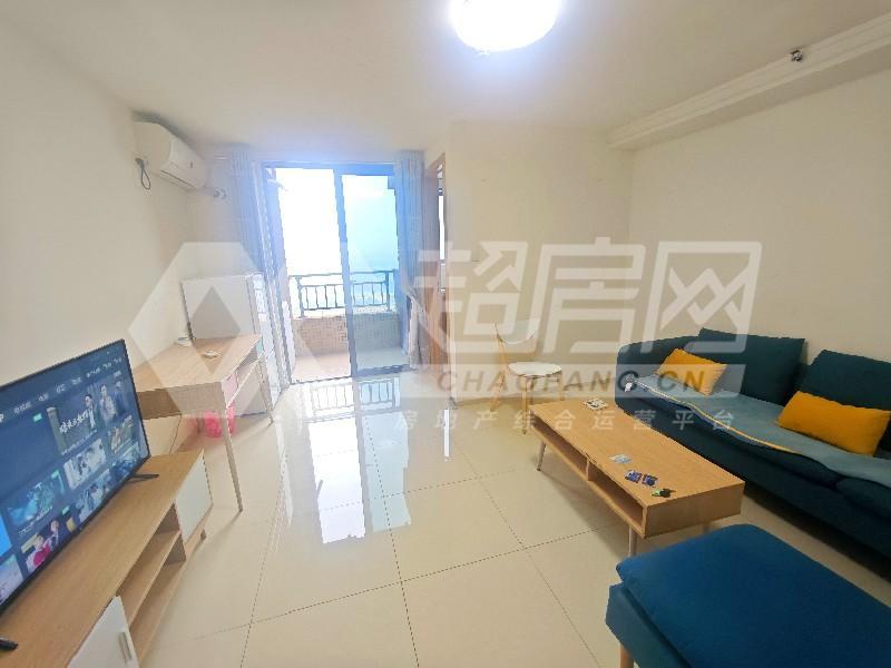 绿地中心（商住楼）二手房客厅