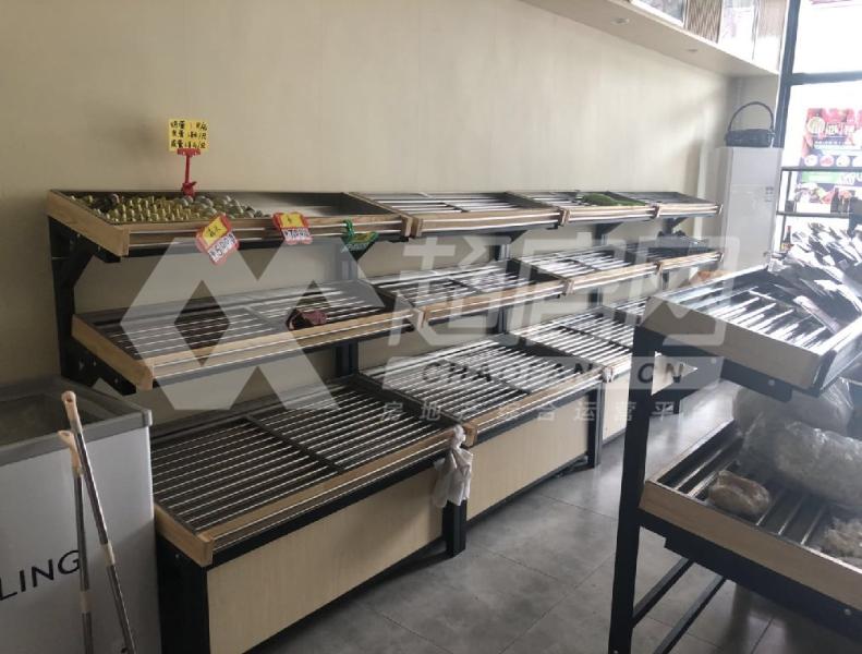 中博城果（汇盈苑）二手房客厅