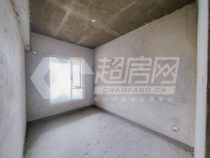新城湾畔二手房卧室