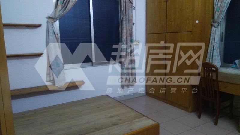 杏中教苑出租房卧室