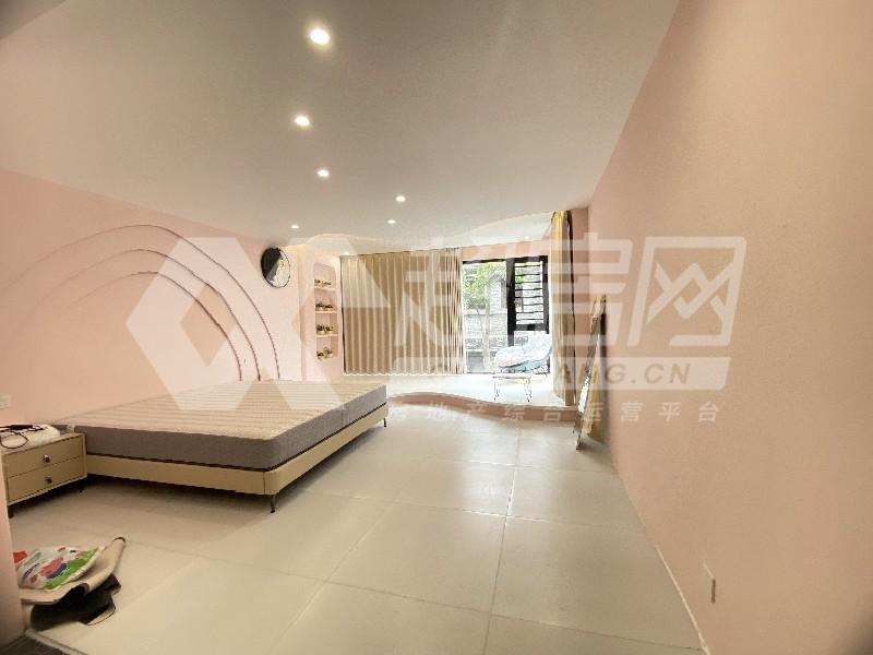 黄连居委会出租房卧室
