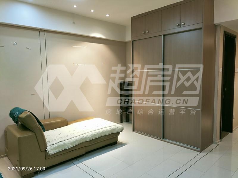 保利中辰大厦出租房卧室