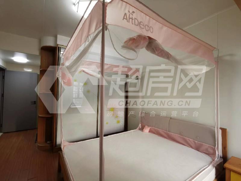 雅居乐花园（大良）出租房卧室