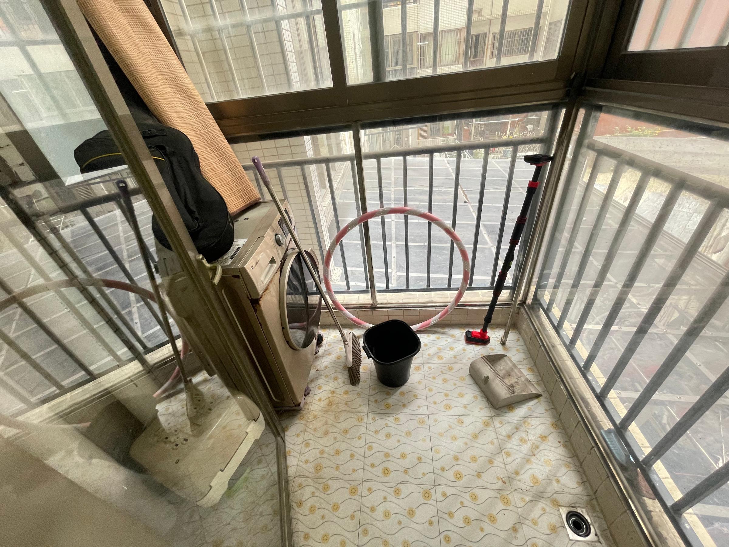 凯茵花园出租房阳台