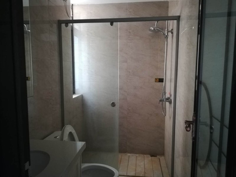 福朋喜来登出租房厨房及卫生间
