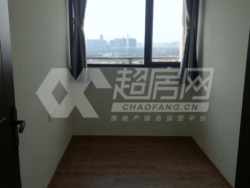 福朋喜来登出租房卧室