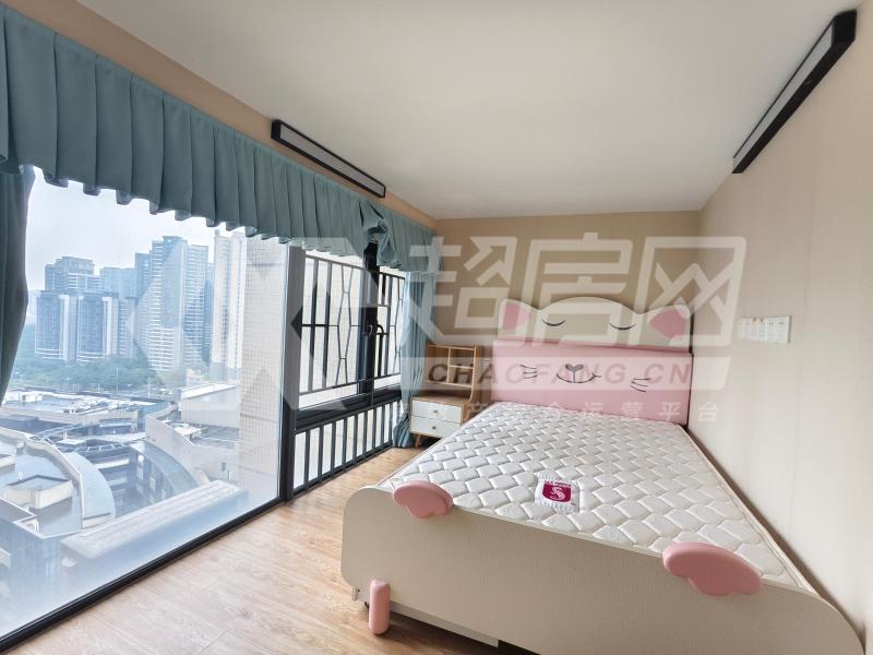 绿地中心（商住楼）出租房卧室