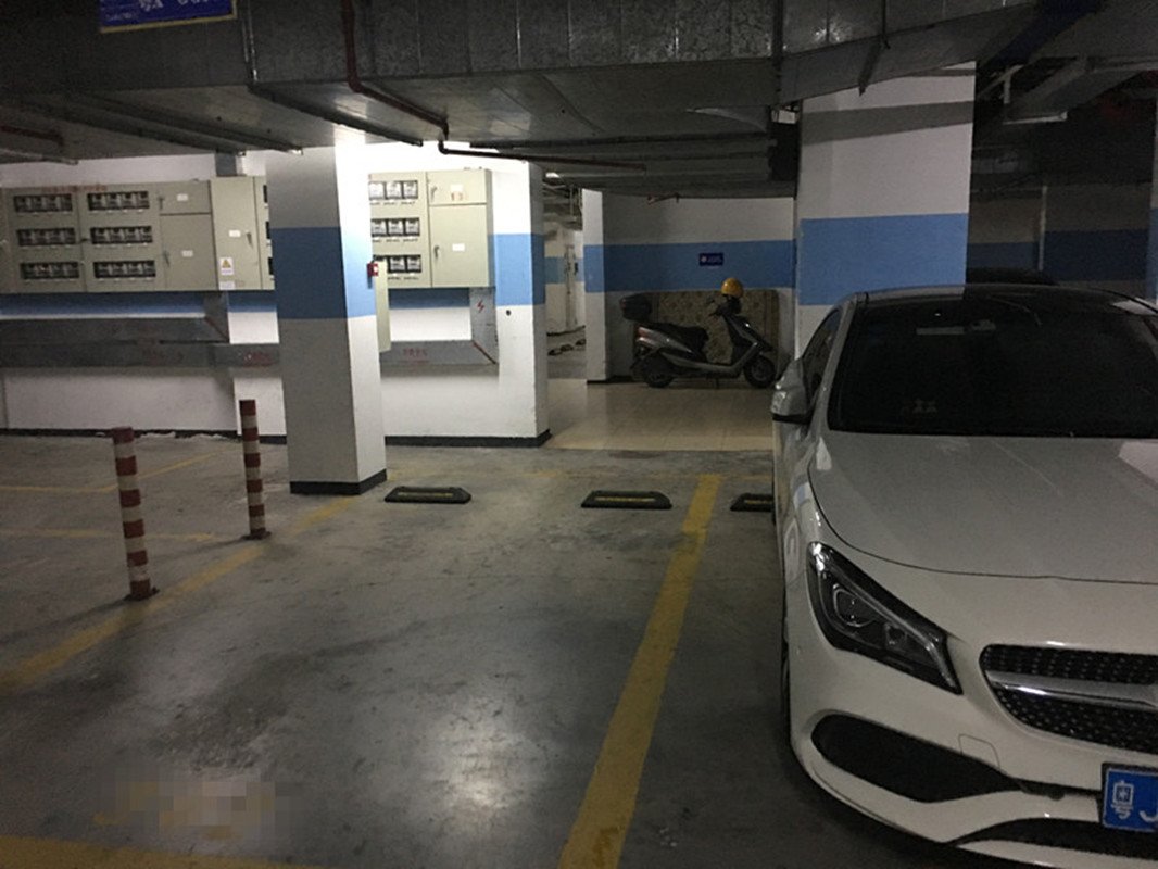 万科沁园出租房卧室