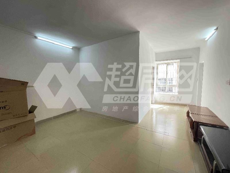 康明楼出租房客厅
