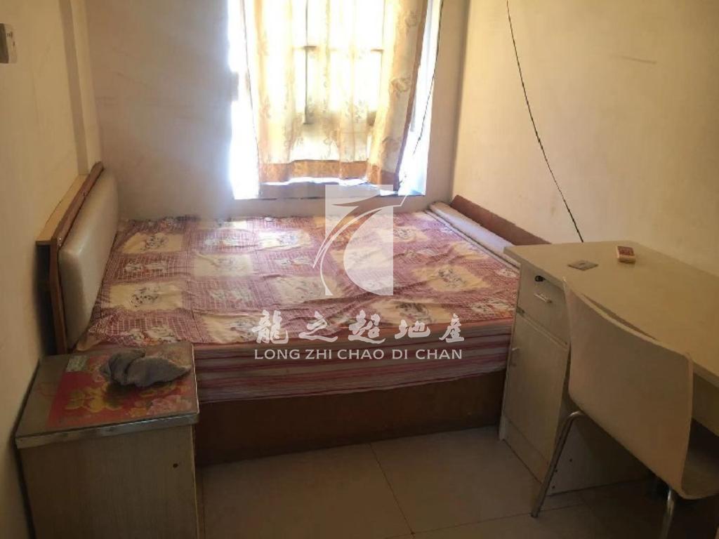 康明楼出租房卧室