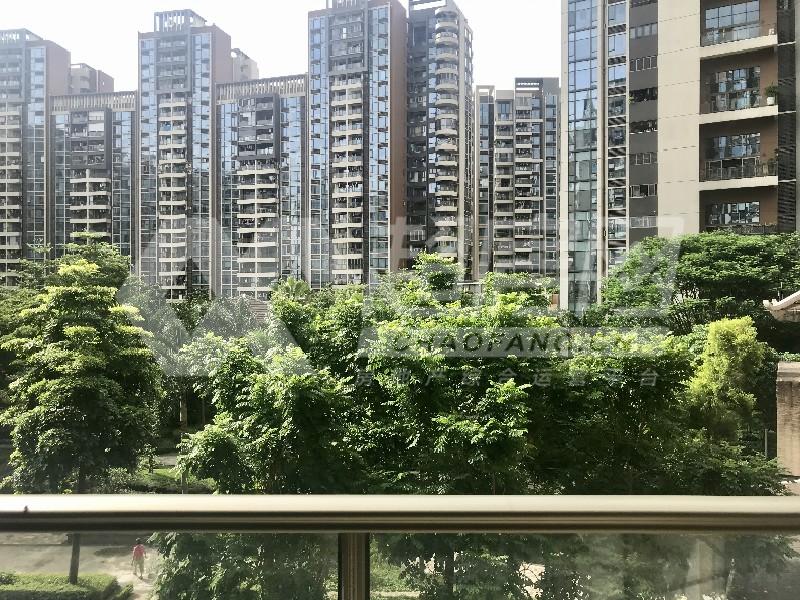 嘉信帝苑出租房阳台