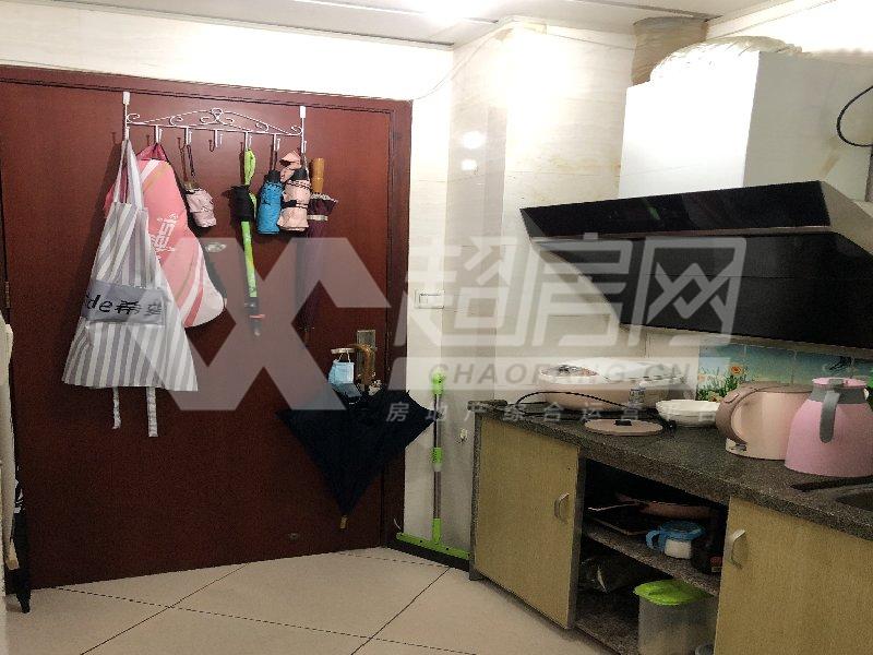 凯蓝名都出租房卧室