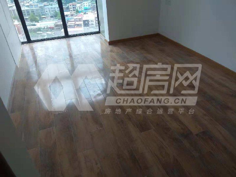嘉德尚层出租房客厅