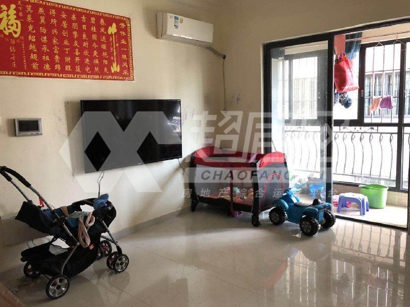 容桂碧桂园出租房客厅