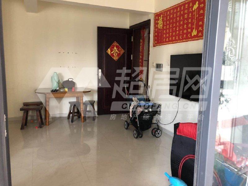 容桂碧桂园出租房客厅