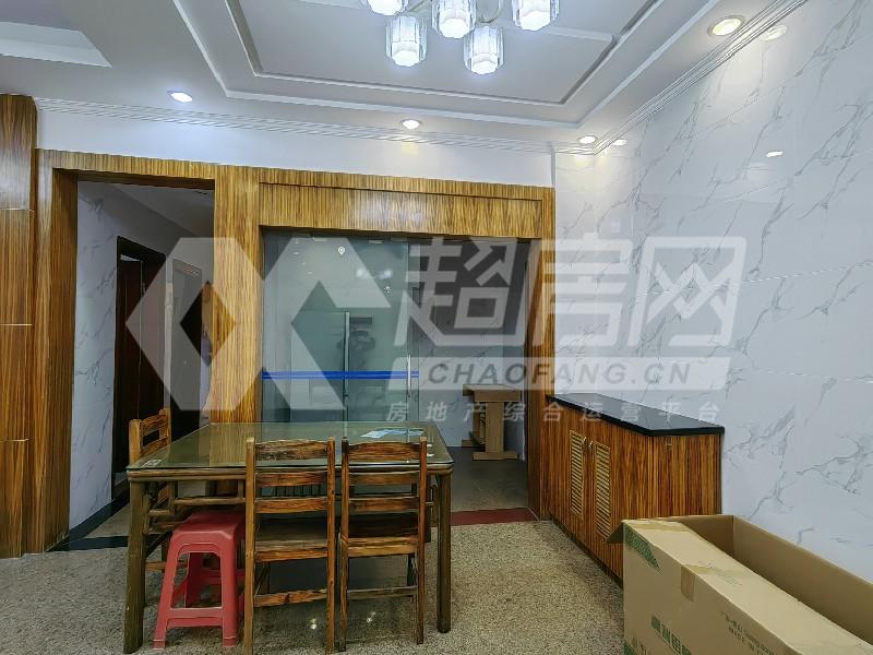 大成花园二期出租房客厅
