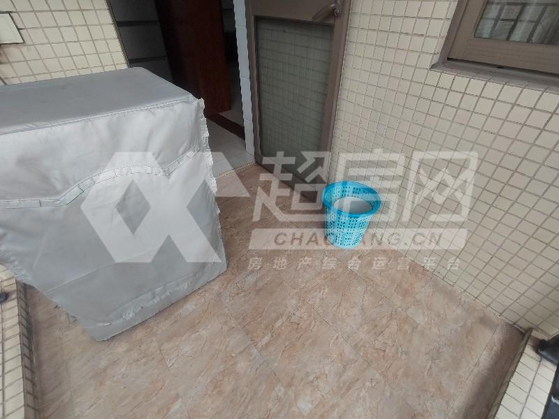 尚湖湾出租房阳台