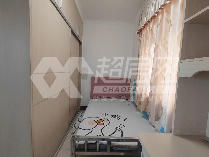 尚湖湾出租房卧室