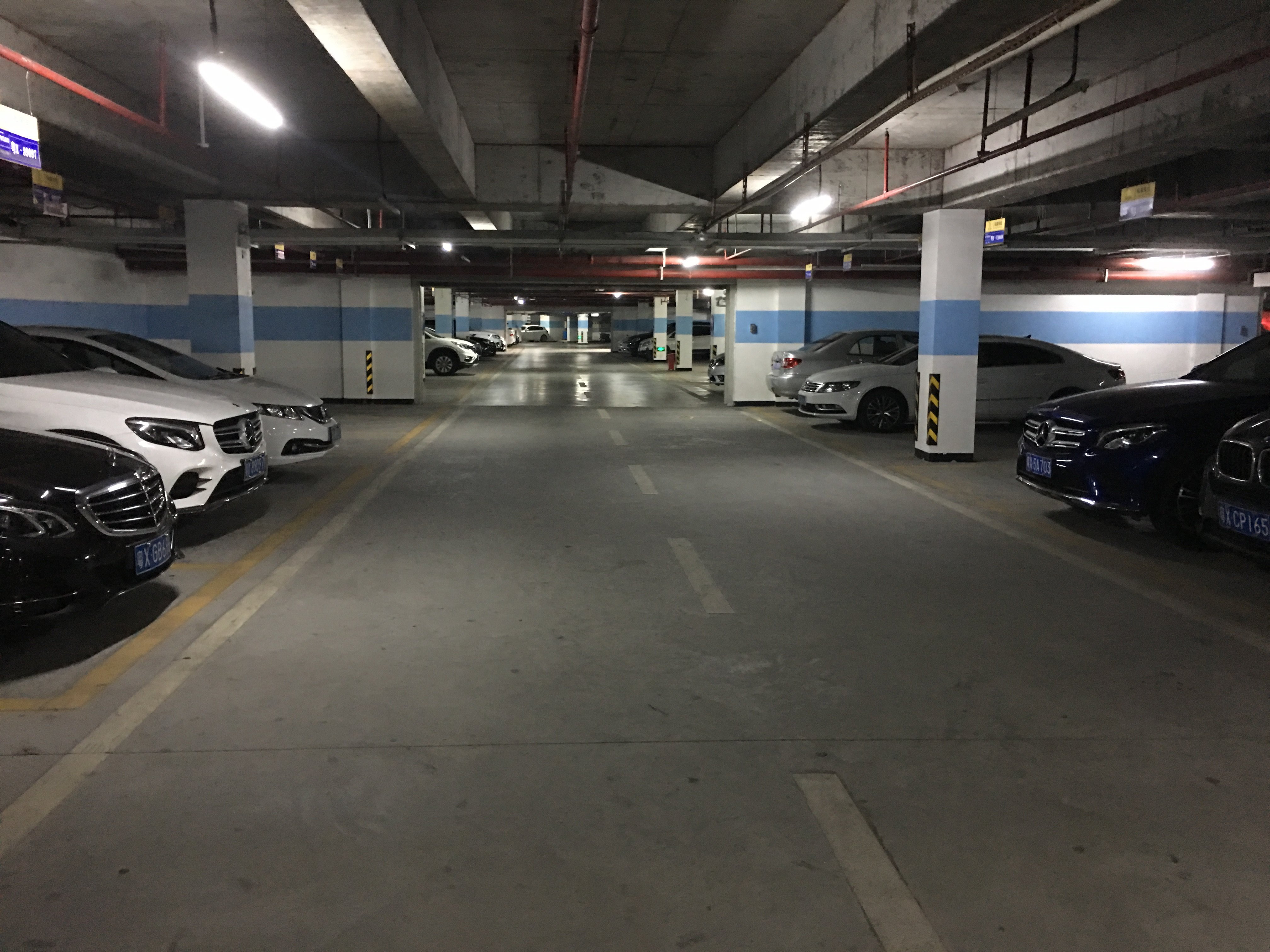 万科沁园出租房客厅