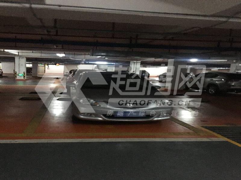 嘉信帝苑出租房卧室