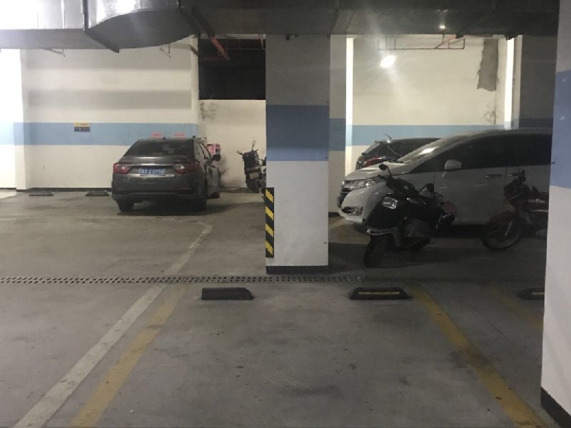 万科沁园出租房卧室
