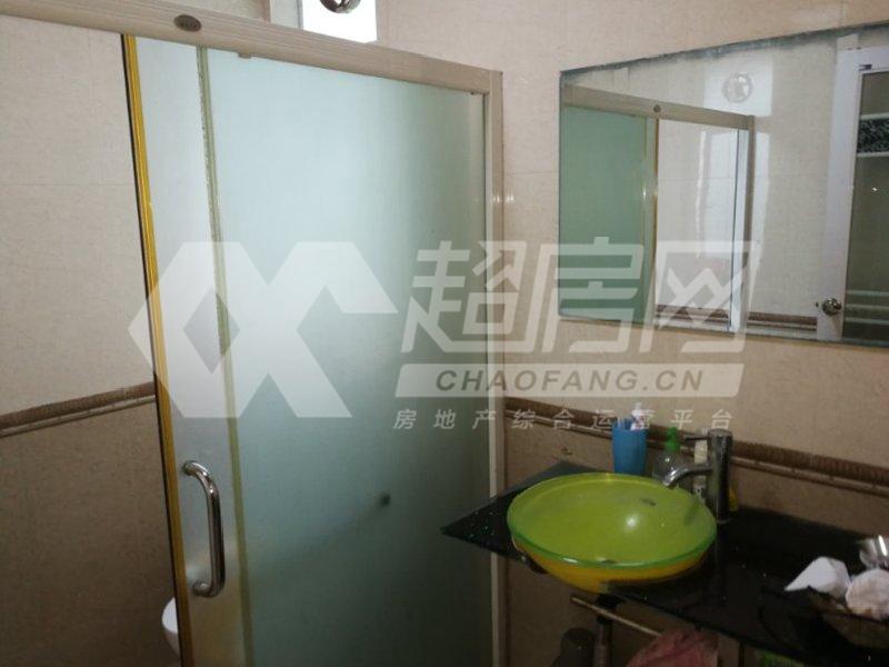 康城尚域出租房书房