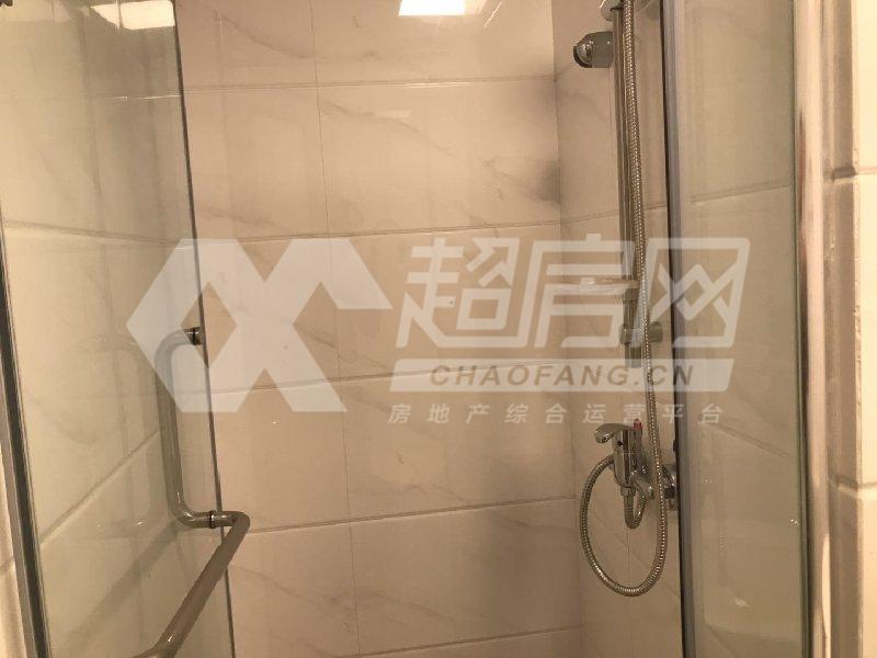 碧桂园风情荟庭出租房卧室