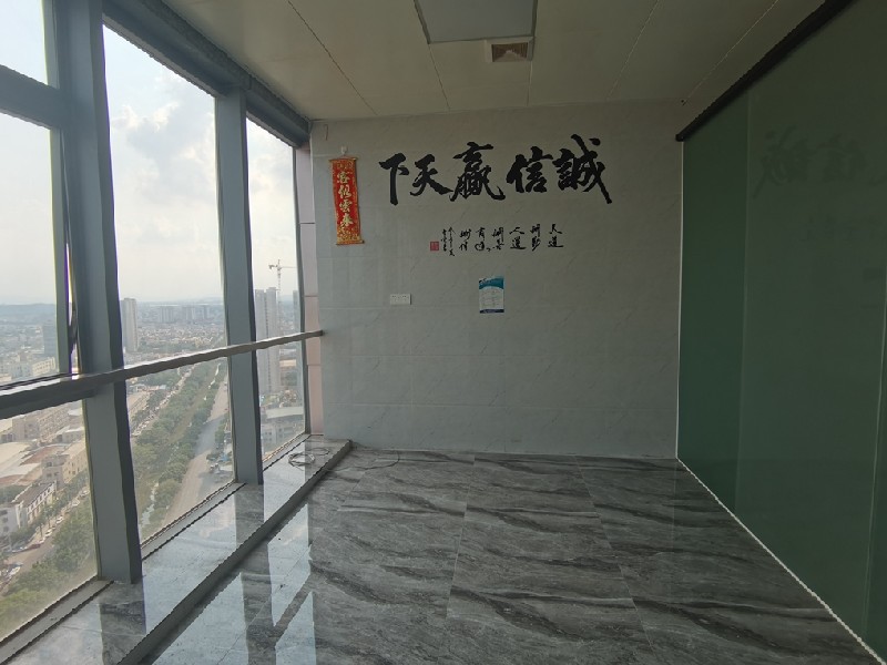 宏汇城出租房卧室