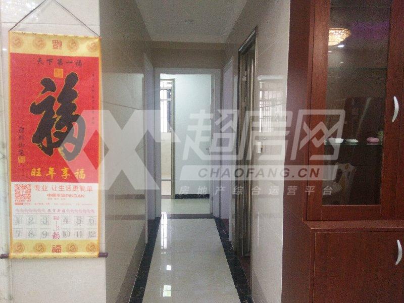 金域天下出租房卧室