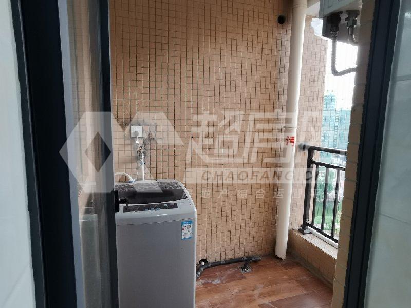 敏捷畔海御峰（B区）出租房露台