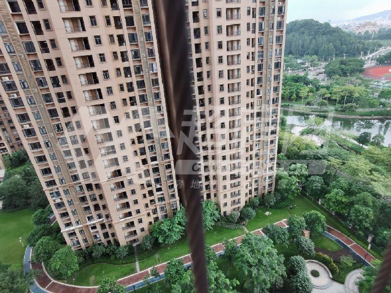 敏捷畔海御峰（B区）出租房露台
