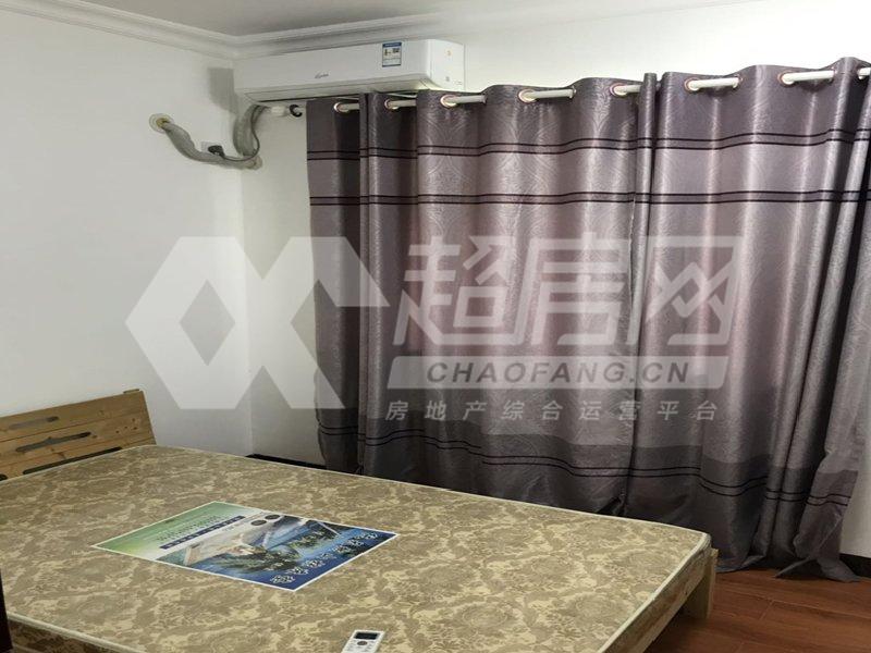 雅丽豪庭出租房卧室
