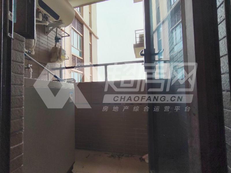 伦教碧桂园珑湾苑出租房阳台