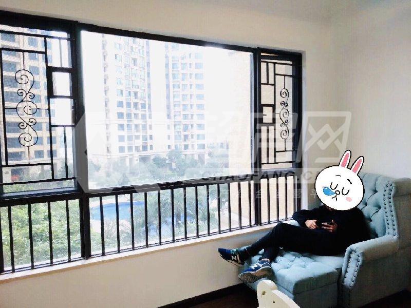 尚悦名都花园出租房卧室