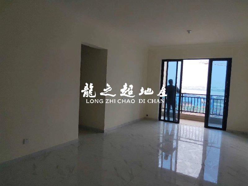 碧桂园听涛苑出租房客厅
