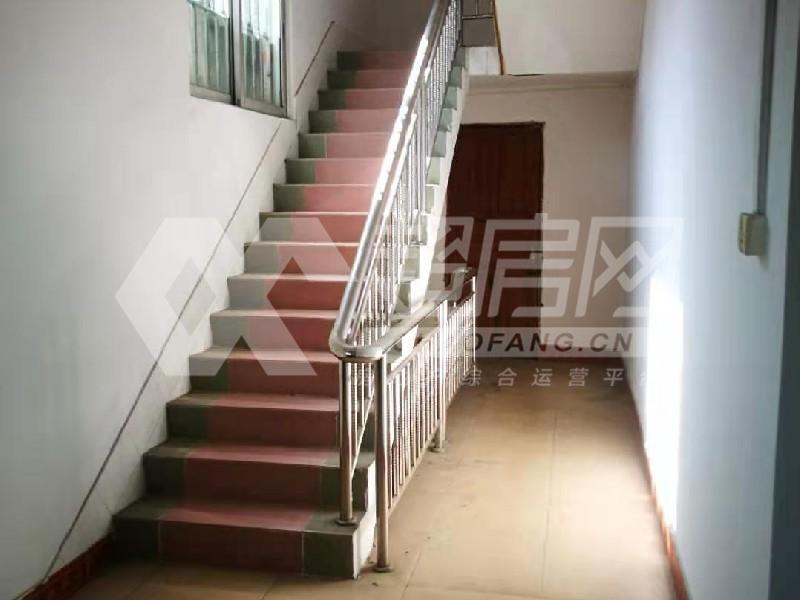 黄连居委会出租房卧室