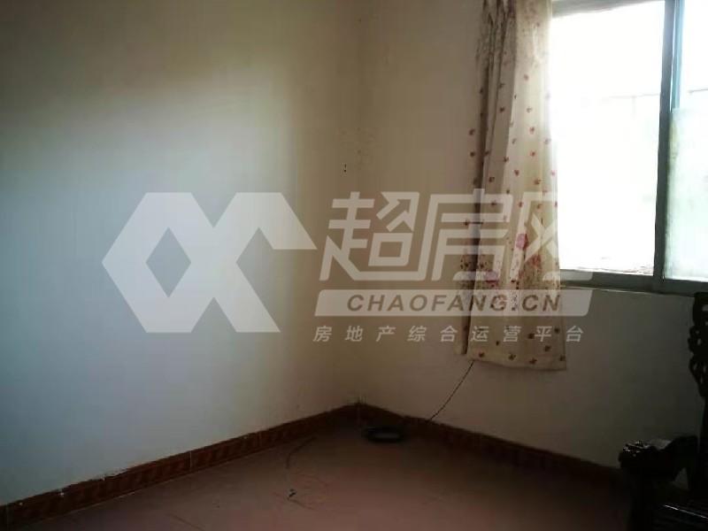 黄连居委会出租房卧室