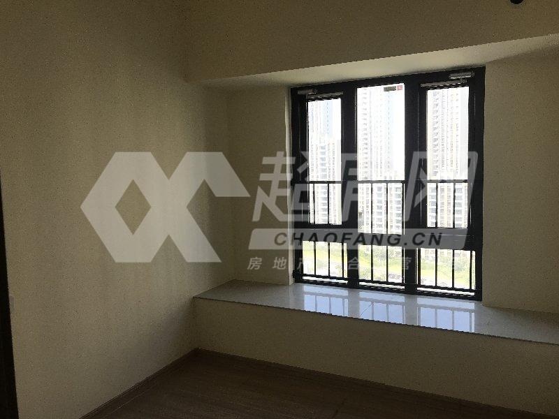 碧桂园听涛苑出租房卧室