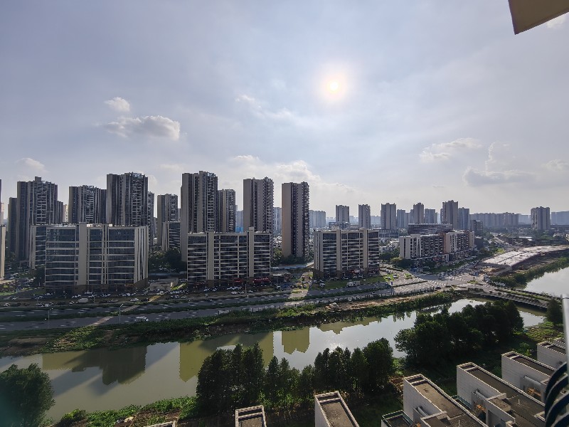 碧桂园听涛苑出租房露台