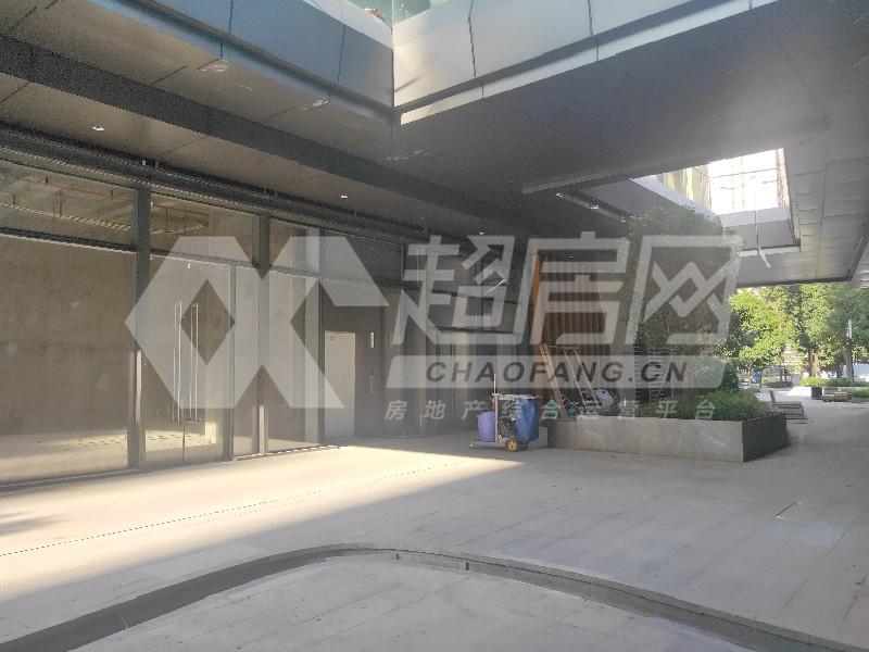 保利中悦公寓出租房卧室