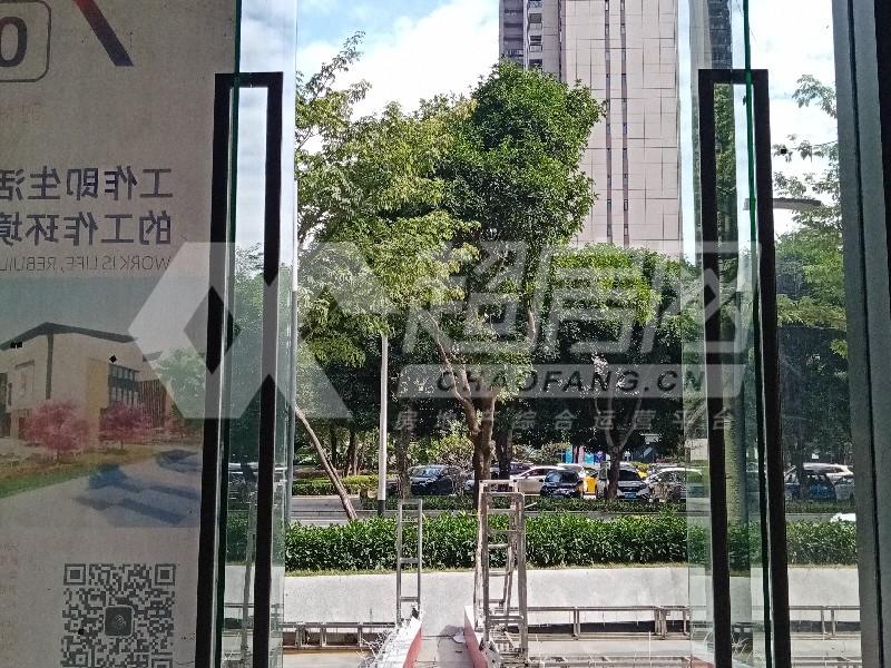 保利中悦公寓出租房卧室