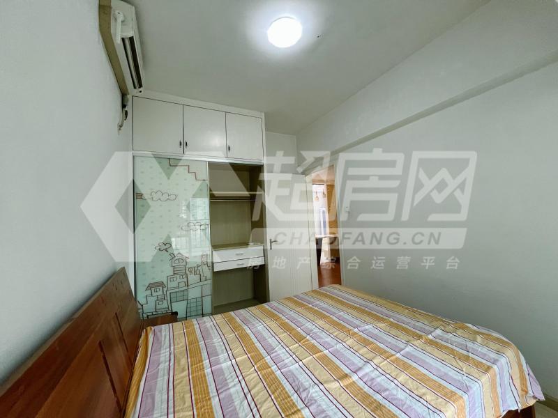 雅居乐花园（大良）出租房卧室
